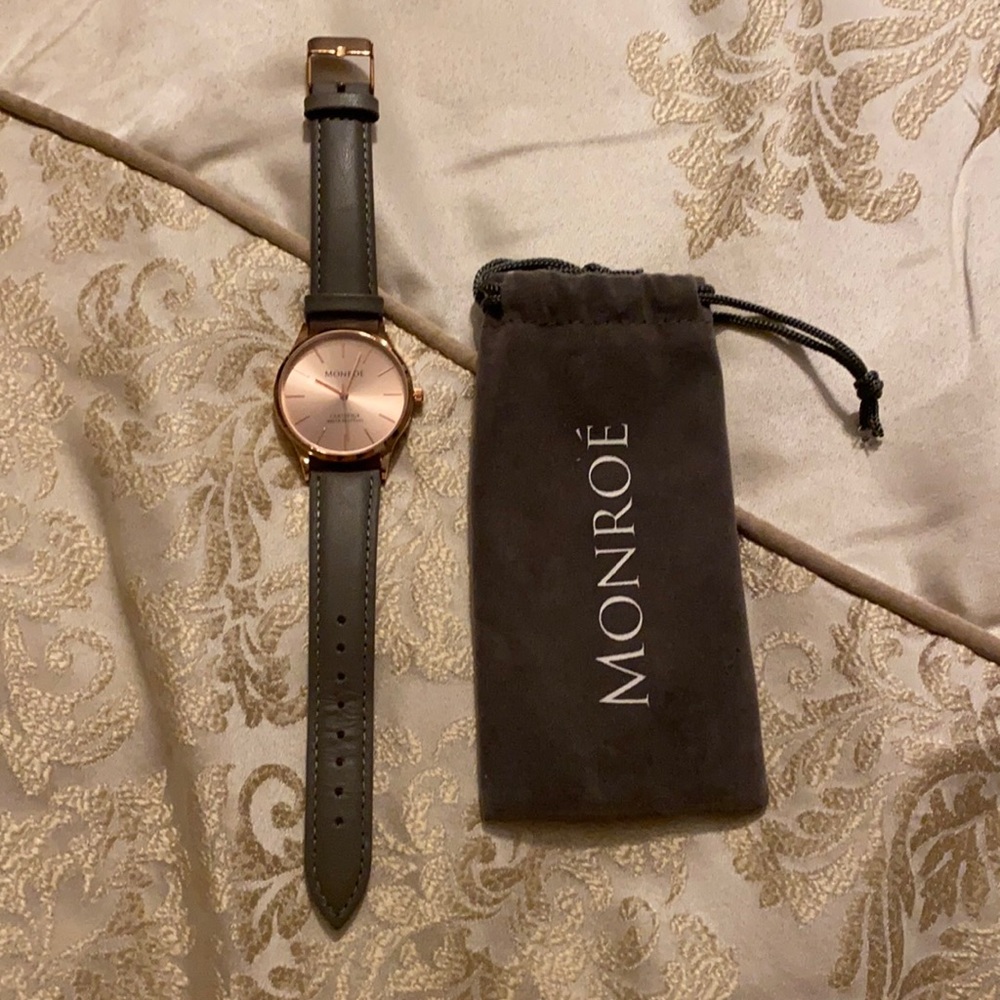 Monroé Classique watch